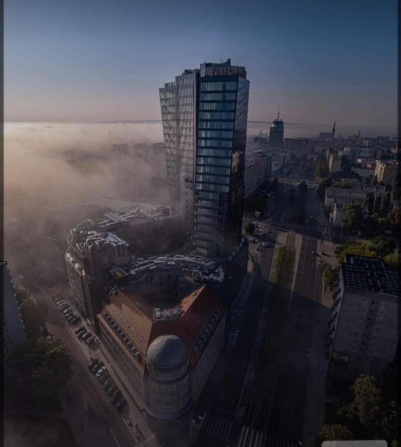 Hanza Tower De Lux Apartment *