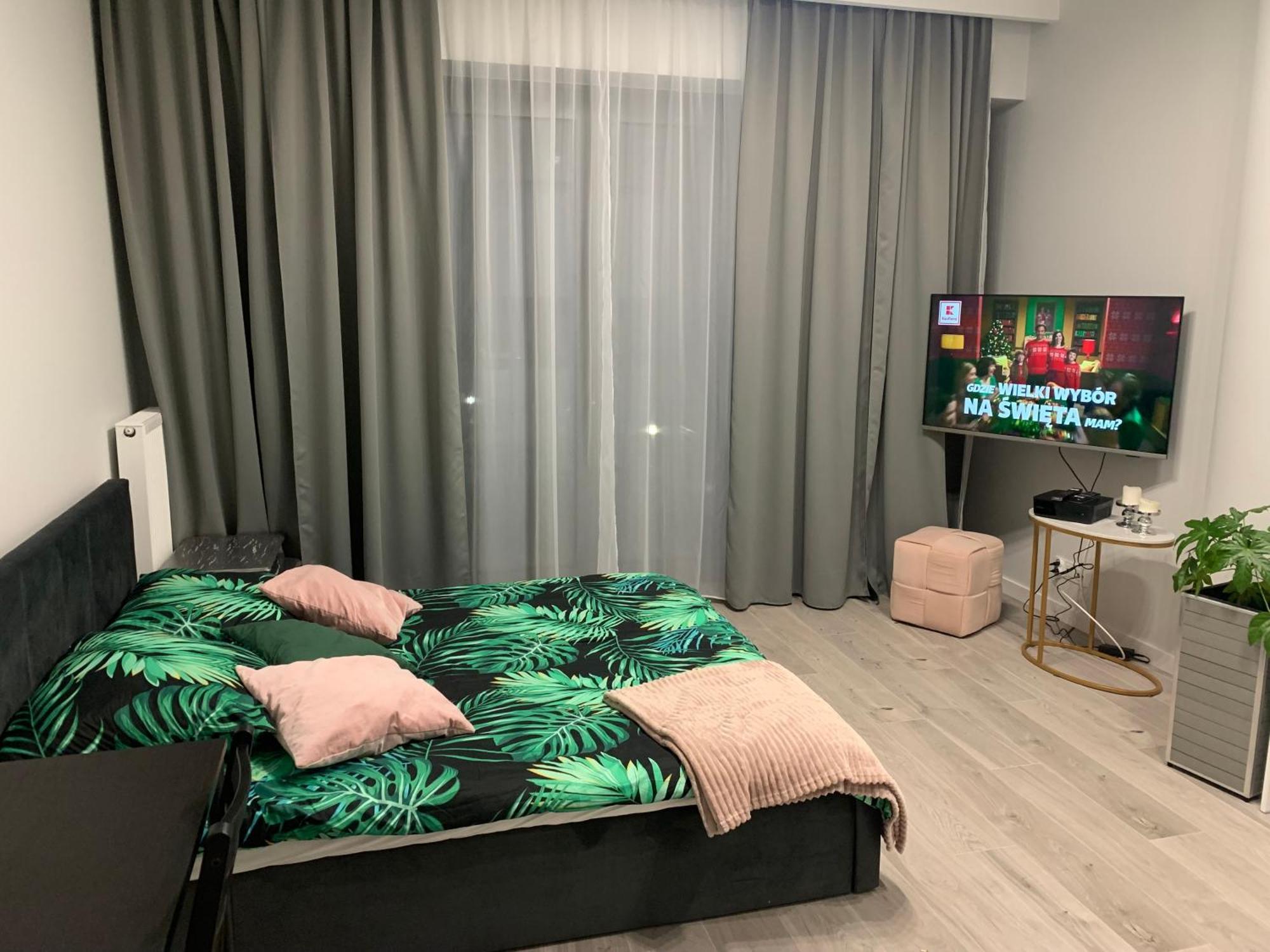 Hanza Tower De Lux Apartment *